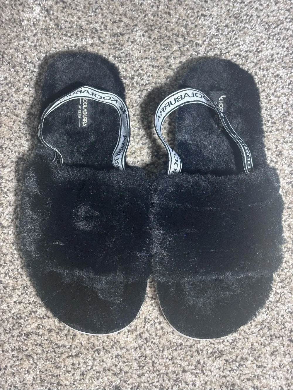 UGG Slippers Kids Size 3 DISCONTINUED KOOLABURRA Black Faux-Fur Slide Sandals